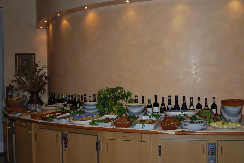 Vecchia Brianza Hotel Seveso Buitenkant foto