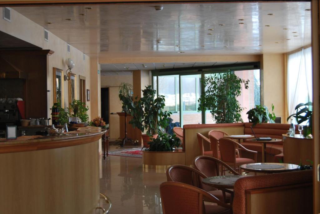 Vecchia Brianza Hotel Seveso Buitenkant foto