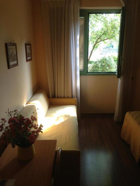 Vecchia Brianza Hotel Seveso Buitenkant foto