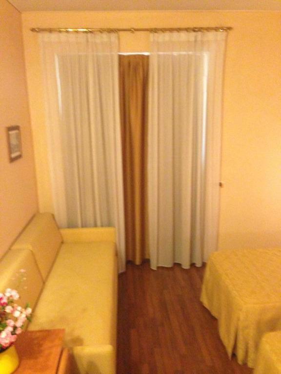 Vecchia Brianza Hotel Seveso Buitenkant foto